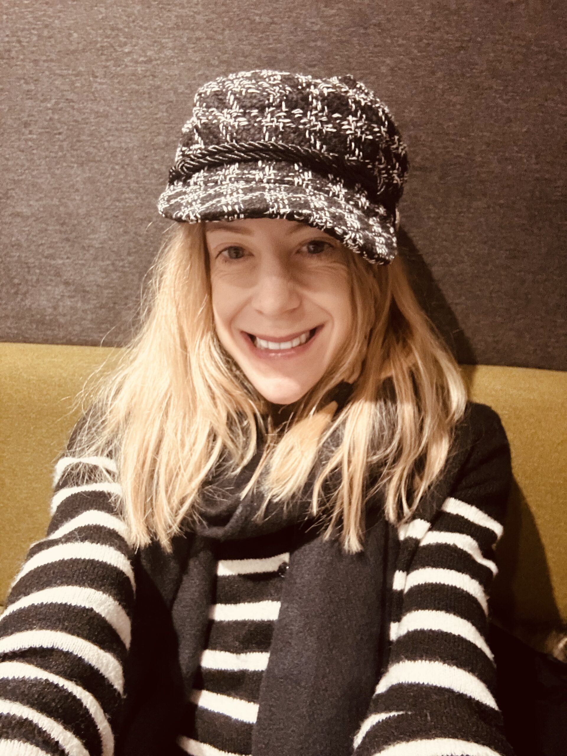 Hate Writing About Yourself? Here’s How To Get Over It.